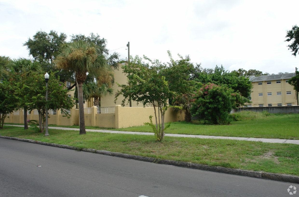 Building Photo - Citrus Grove Apartments