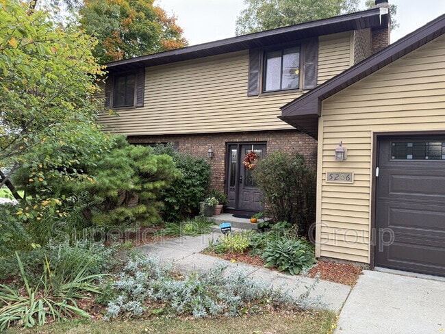 Building Photo - 5206 Summer Trail Rd