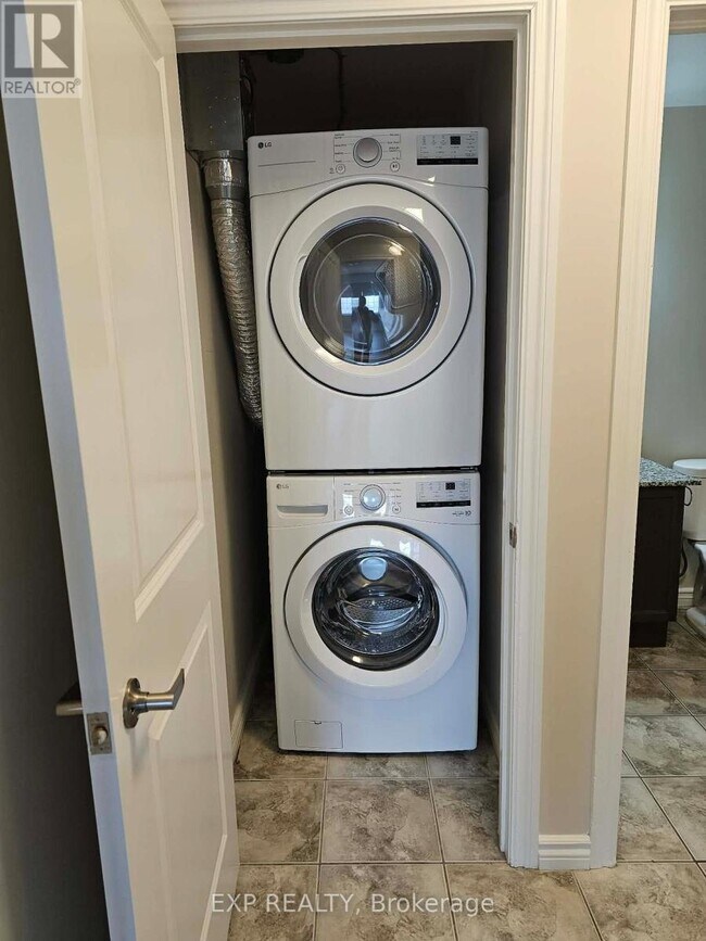 Photo du bâtiment - 5 Rittenhouse Rd