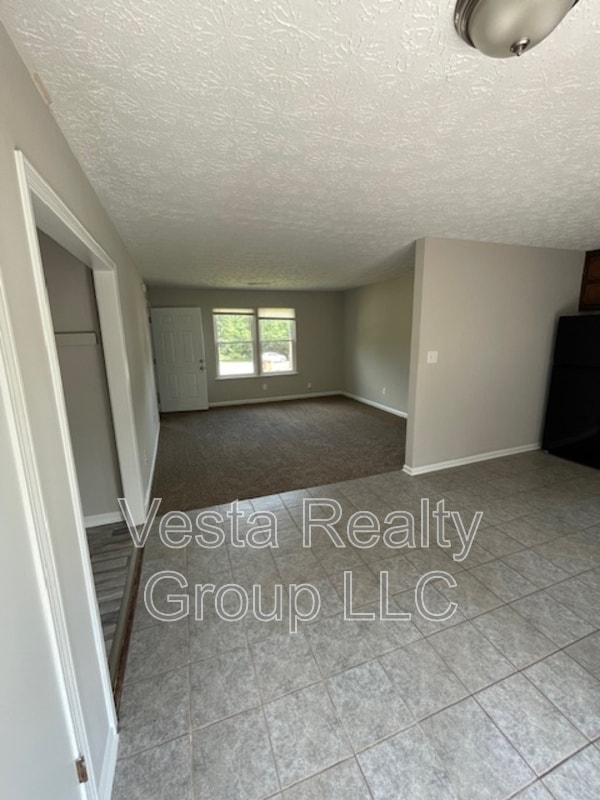 Foto del edificio - 252 Toby Springs Ln