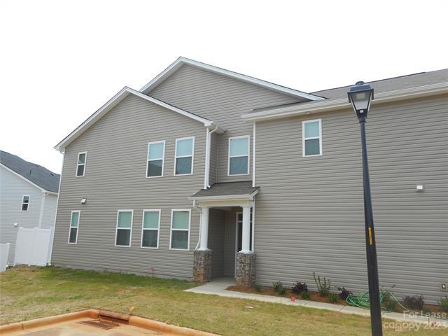 Building Photo - 5539 Axil Ln