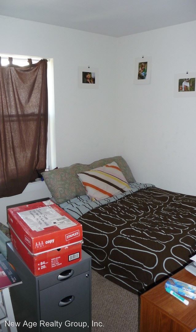 Building Photo - 4075 Spring Garden St