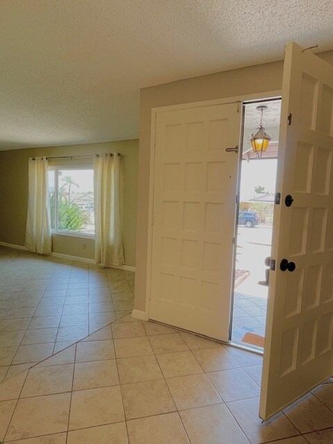 Foto del edificio - 8812 Annandale Way