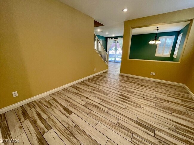 Building Photo - 10430 Bay Ginger Ln