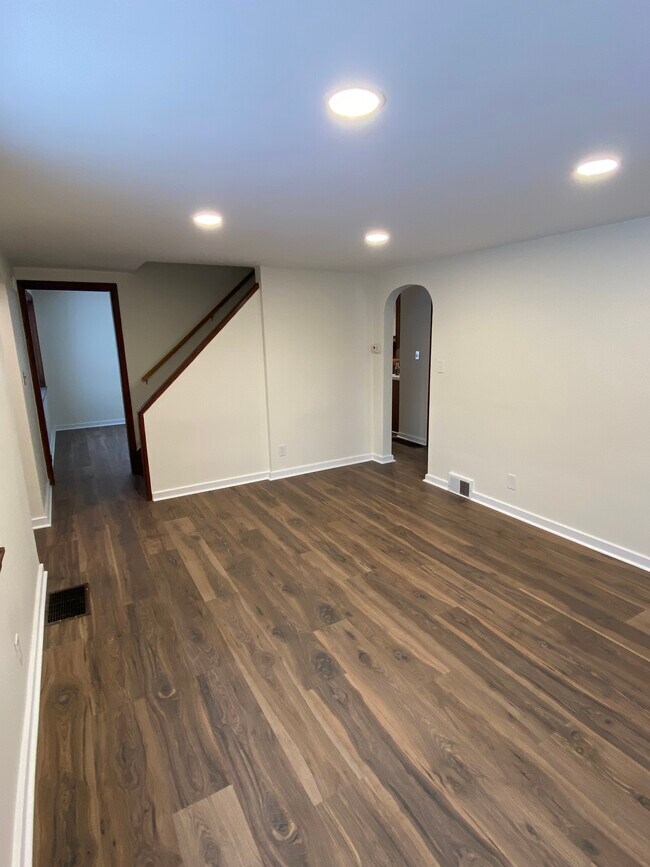 Foto del edificio - 1914 N Madison St