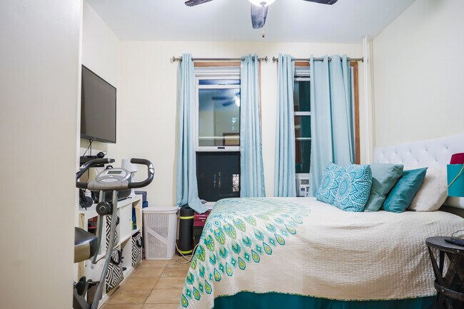 Habitación 2 - 326 5th St