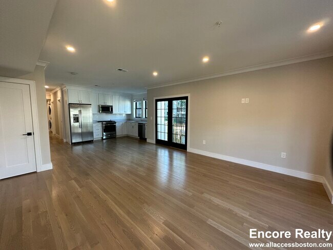 Building Photo - 274 Lamartine St