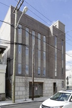Building Photo - 541 42nd St
