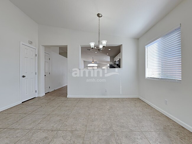 Building Photo - 8120 Guava Nectar Ave