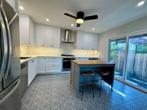 Building Photo - 5317 Dockweiler Pl