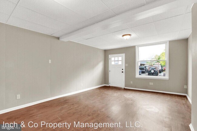 Building Photo - 4 br, 1 bath House - 39 N Hartley St