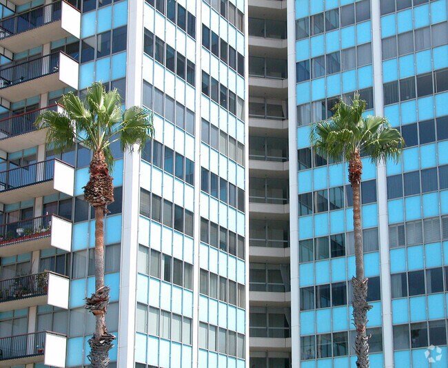 Galaxy Towers Apartments in Long Beach, CA