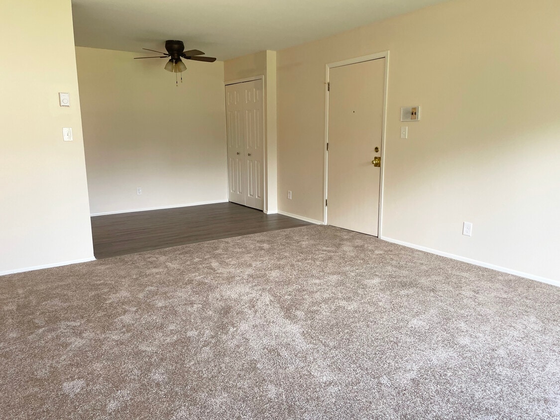 Victorian Estates Apartments 14071 Stephens Rd Warren, MI