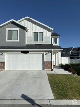 Building Photo - 12892 S Parade Trail Ct