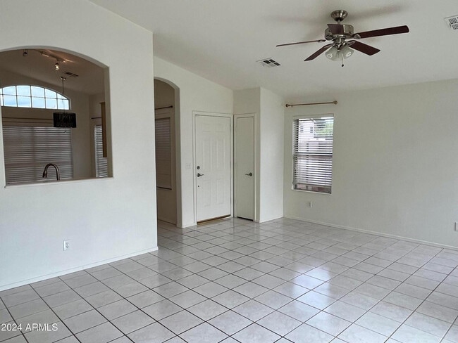 Building Photo - 7419 W Tina Ln
