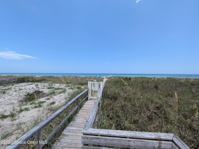 Foto del edificio - 4800 Ocean Beach Blvd