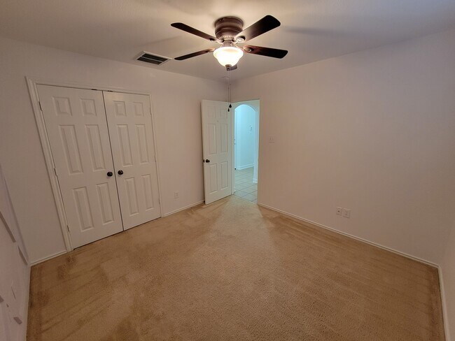 Building Photo - 4315 Griffin Park Dr