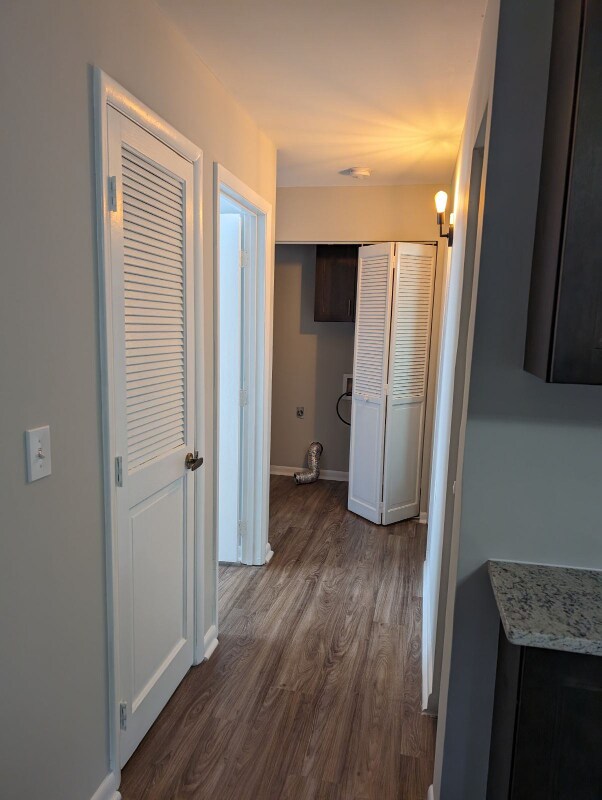 Foto del edificio - 4803 Spring Lake Dr