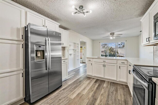 Foto del edificio - 2220 W Ohio Ave