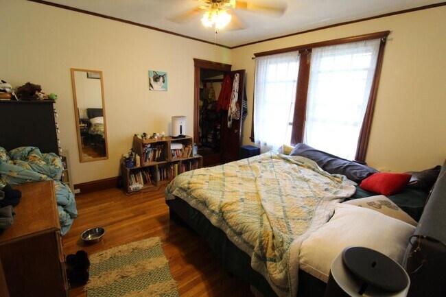 Foto del edificio - 3.0 bedroom in Cambridge Massachusetts 02140
