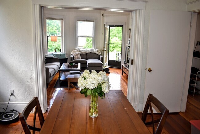 Foto del edificio - 43 Oakview Ter