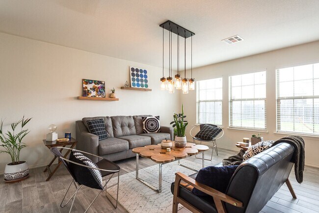 Foto del edificio - SOUTH AUSTIN COTTAGE CHARM!