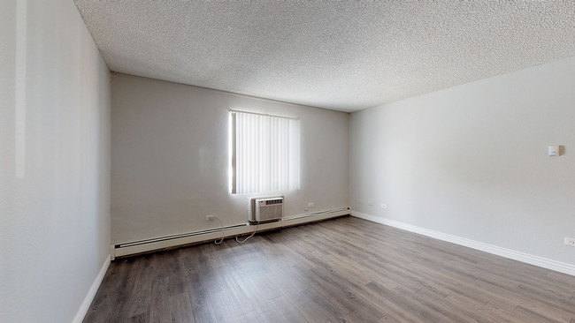 Building Photo - Wheelhouse Apartments