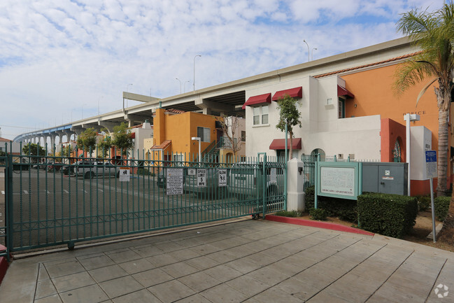 Foto del edificio - Mercado Apartments