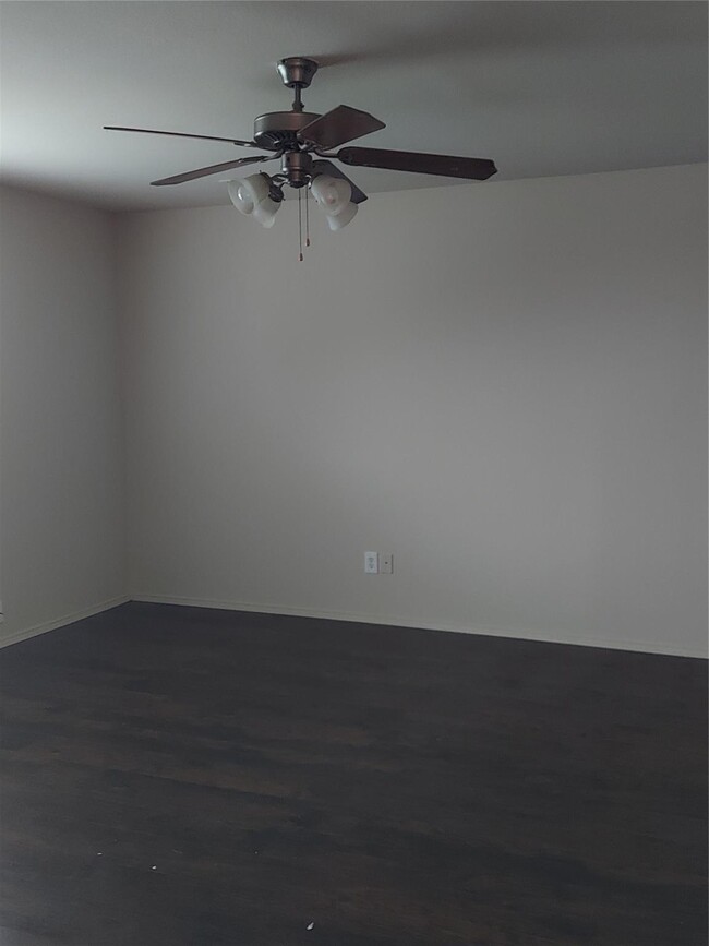 Foto del edificio - 2700 NW 19th St