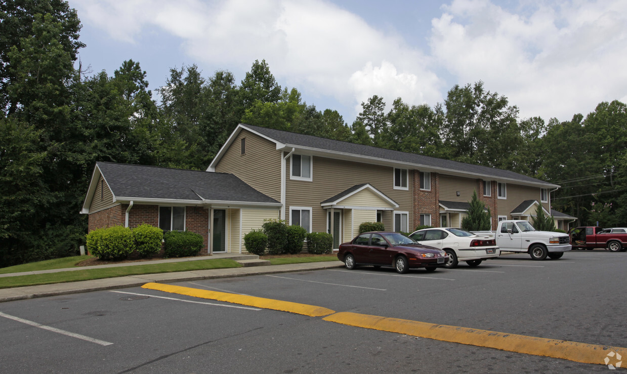 Primary Photo - York Townhouses