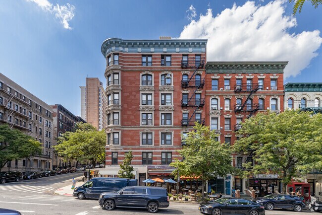 Building Photo - 501 W 122nd St