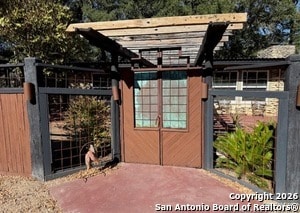 Building Photo - 1520 Owl