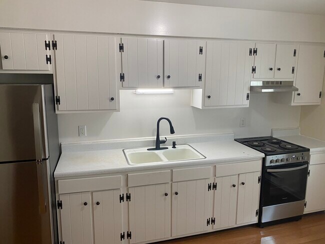 Foto del edificio - 275 E Prairie St