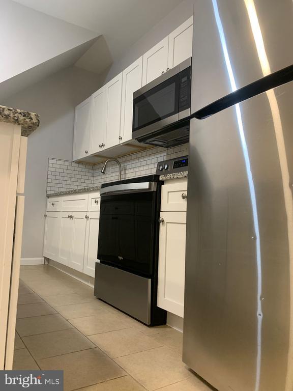 7034 N Broad St, Philadelphia, PA 19126 House Rental in Philadelphia