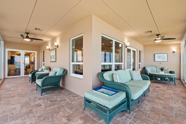 Building Photo - 8820 S Sea Oaks Way