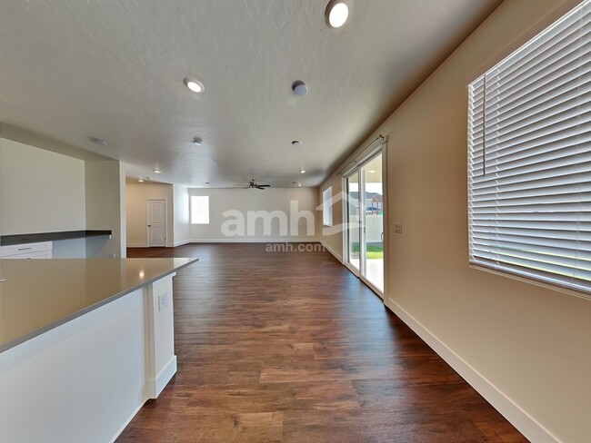 Foto del edificio - 6636 W Achievement St