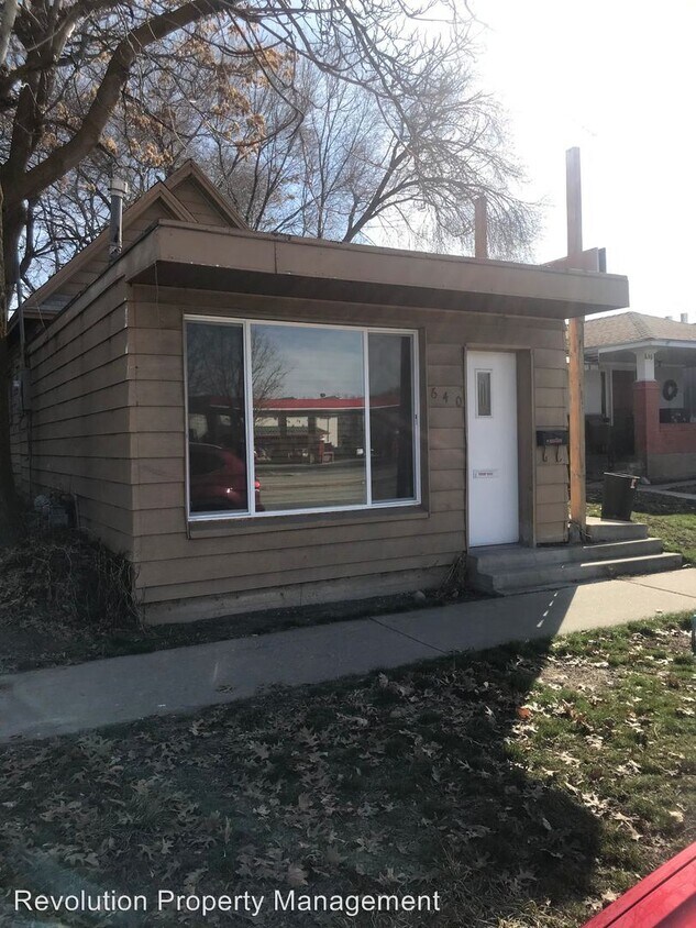 Primary Photo - 640 Washington Blvd