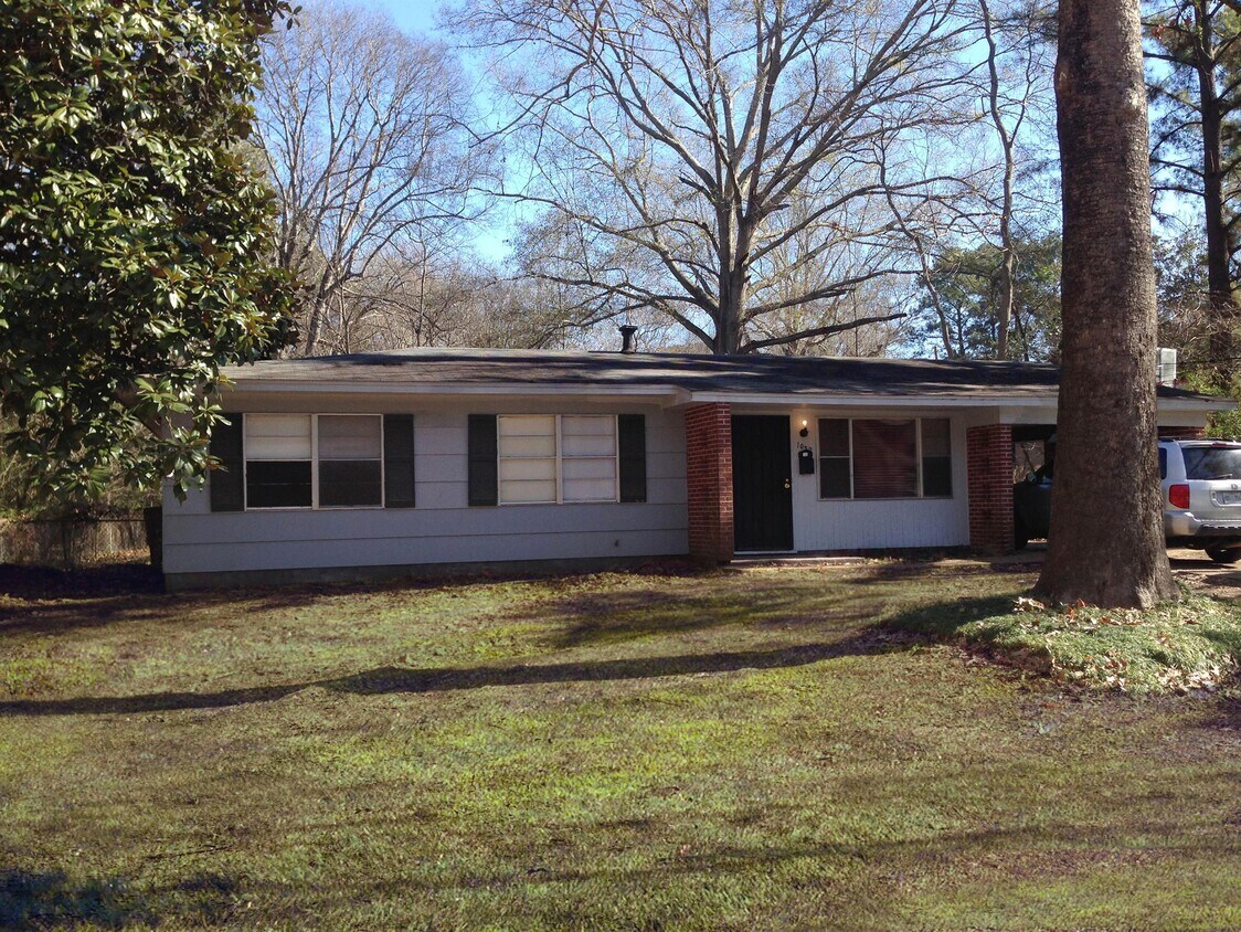 1032 Maria Dr, Jackson, MS 39204 House Rental in Jackson, MS
