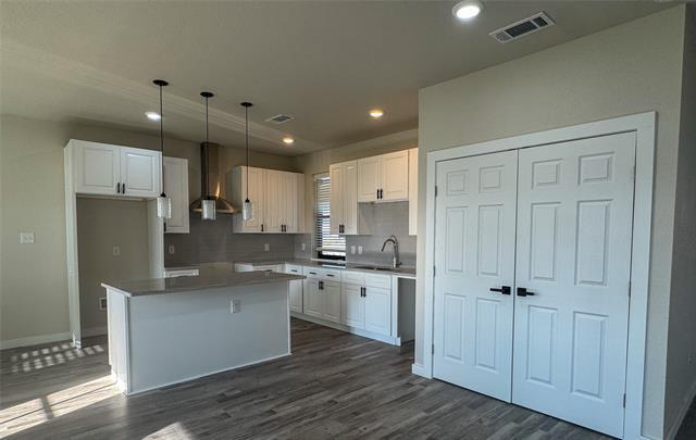 Building Photo - 450 Lucy Rd