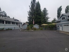Building Photo - 125 Adobe Rd