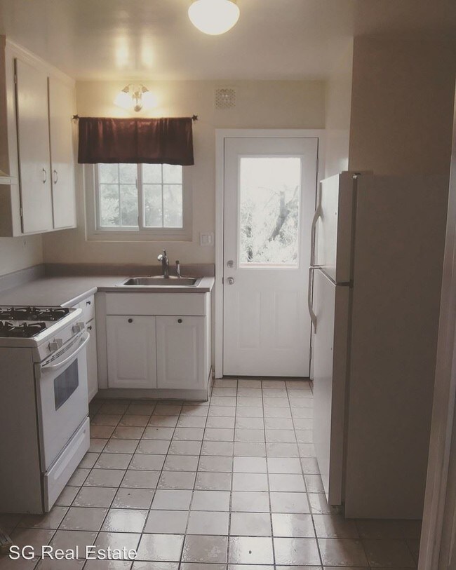 Building Photo - 2217 Channing Way