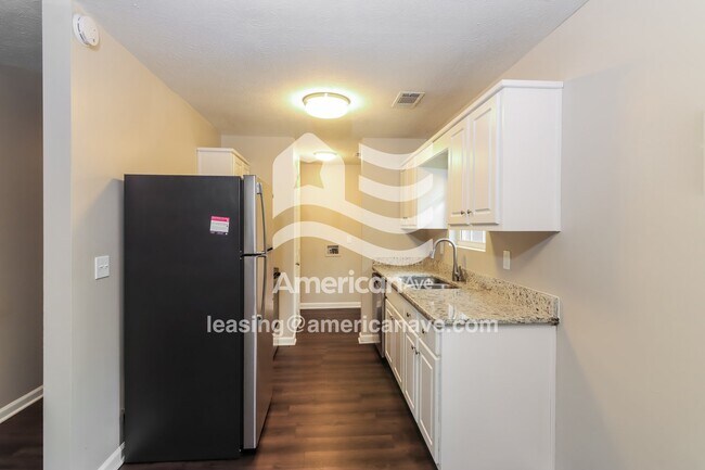 Foto del edificio - 1544 Holland Ave