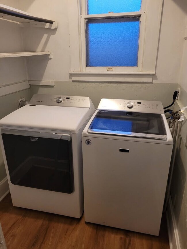 Foto del edificio - 411 11th St