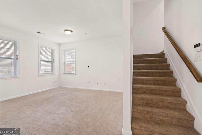 Foto del edificio - 6080 Indian Wood Cir