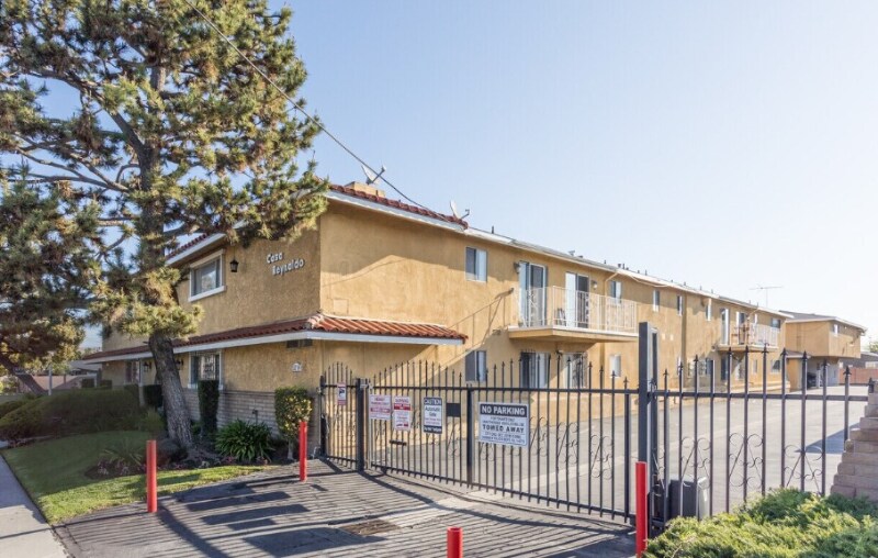 Foto del edificio - 11714 Bellflower Blvd