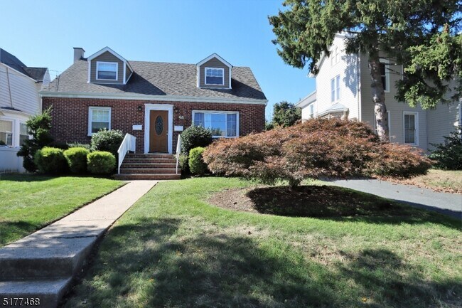 Foto del edificio - 48 Bay Ave