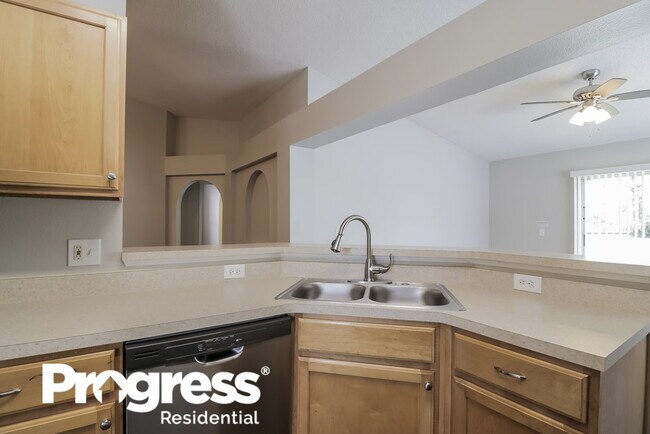 Building Photo - 12503 Woodbury Cove Dr