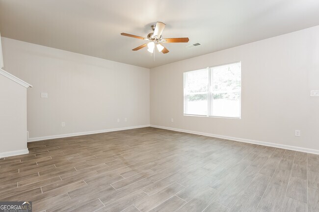 Foto del edificio - 508 Brady Dr