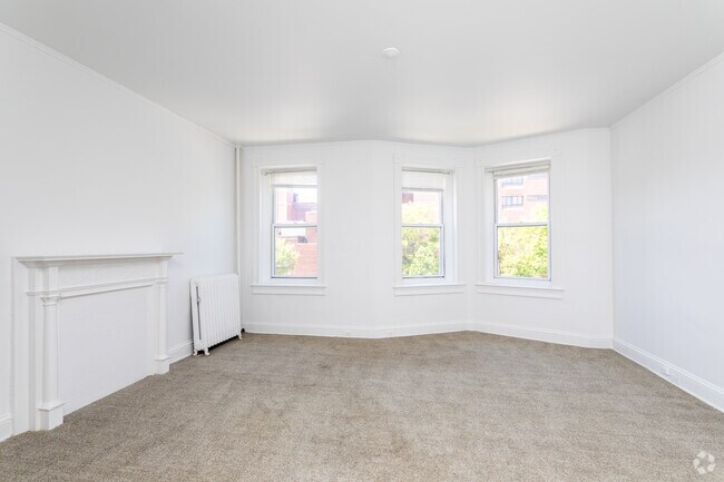 1BR, 1BA Plus - 80 metros cuadrados - Sala de estar - Campus Square