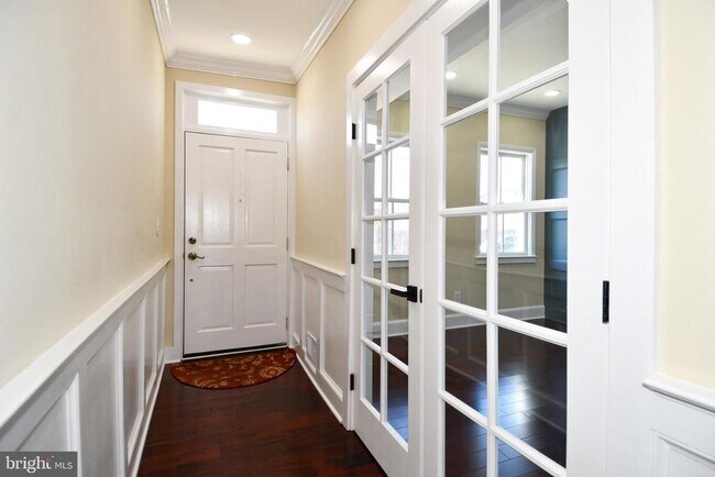 Foto del edificio - 216 S Henry St